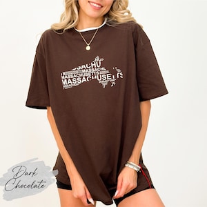 Massachusetts State Map T-Shirt: Unisex Souvenir Tee