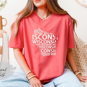 Wisconsin Map T-Shirt: USA State Souvenir Gift