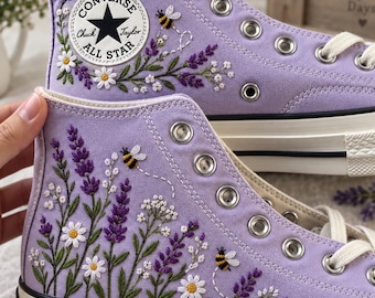 Lavender Daisy Bee Embroidered Converse, Wildflower High Tops, Botanical Garden Sneakers, Cottagecore Floral Shoes, Nature Bee Lover Gift