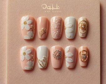 Simple Floral Press-On Nails | Light Pink Valentine’s Nails | Cute Medium Acrylic Nail Set | Handmade Spring Flower Nail Art