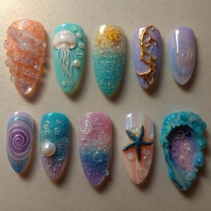 Ocean Dream Jellyfish Press-On Nails | Tidal Bloom Jellyfish Press-On Nails | Iridescent Sea Fantasy Nail Art | 3D Starfish