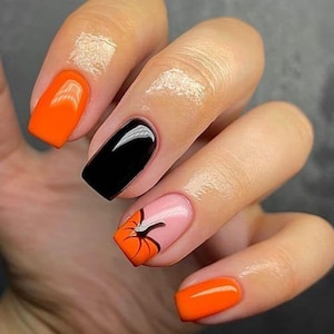 Halloween Pumpkin Nails, Orange Black Press On Nails, Fall Pumpkin Nail Art, Cute Halloween Short Nails, Glossy Pumpkin Nail Set