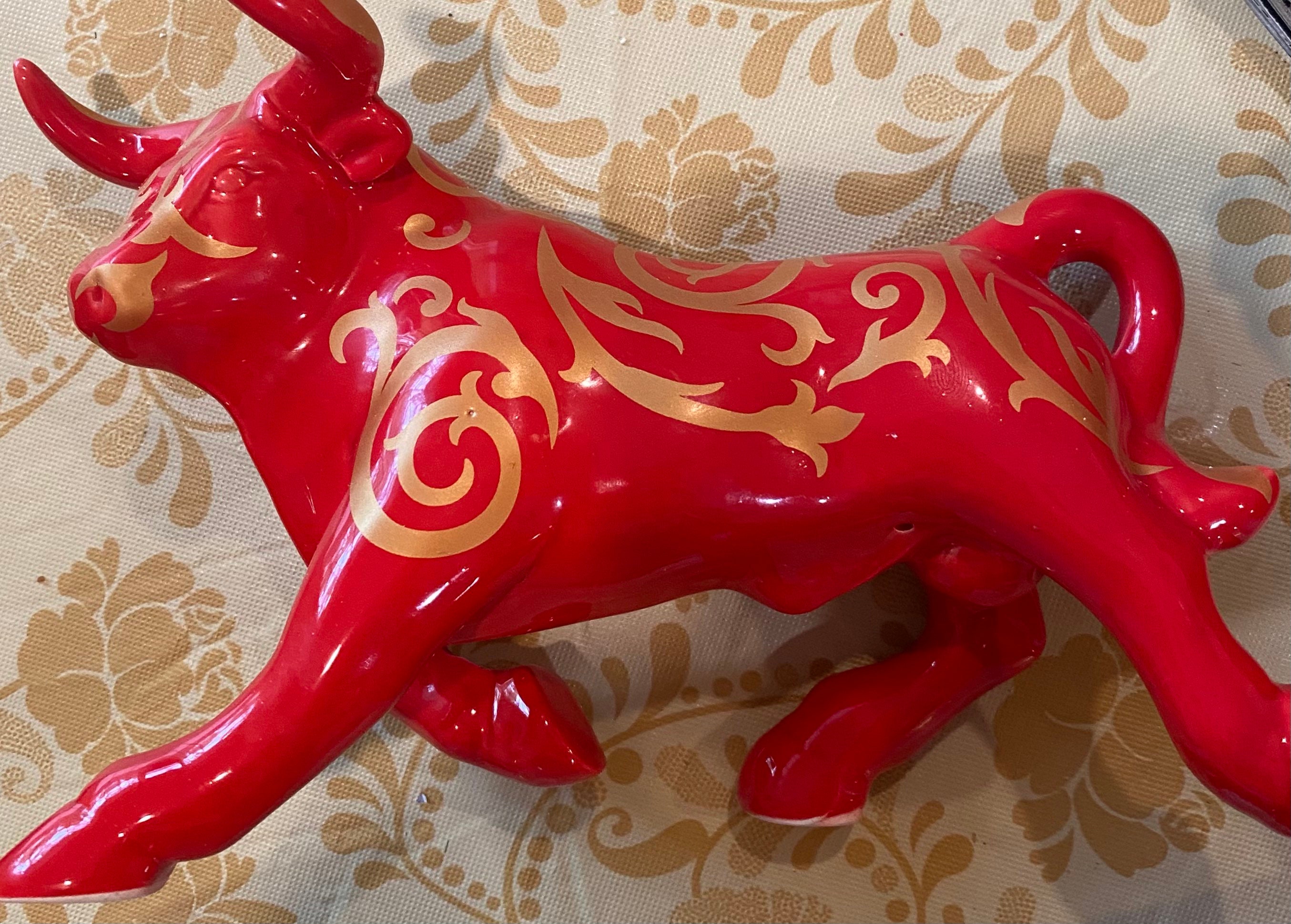 Red Ceramic Bull español fabricado en Barcelona. Por Ole Etsy