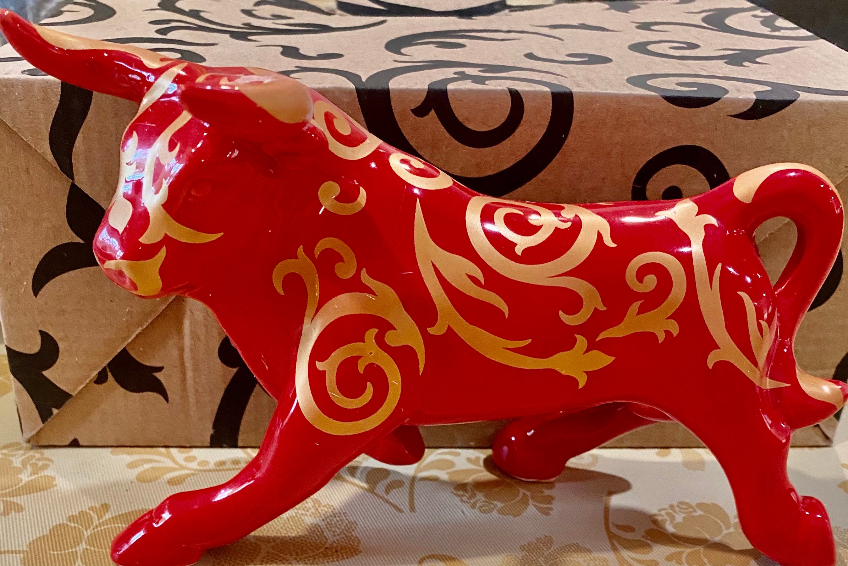 Red Ceramic Bull español fabricado en Barcelona. Por Ole Etsy