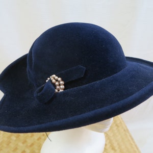 Vintage Royal Blue Velour Velvet Flocked Round Low Crown Pearl Bow Hat
