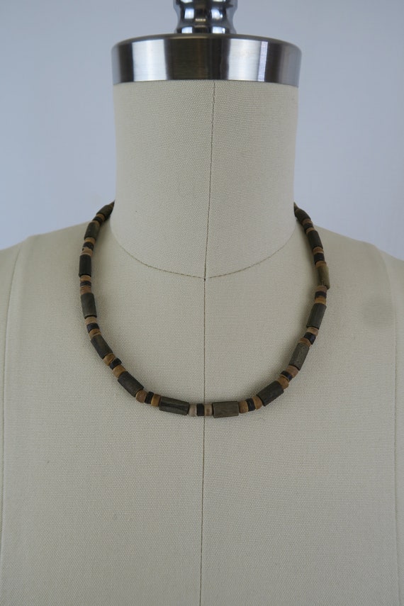 Vintage Neutral Tones Wooden Round Beaded Necklace