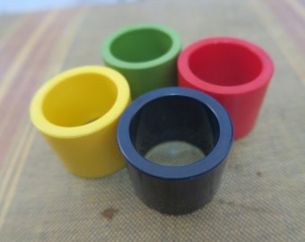 Four Vintage Retro 70's Napkin Rings Red Yellow Brown Green