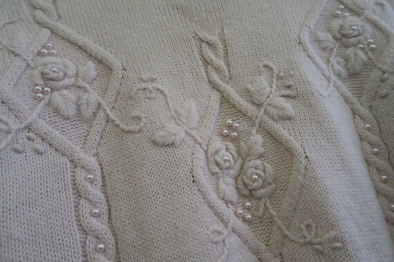 Vintage Pale Pink Rose Embroidered Knit Jumper Sw… - image 3
