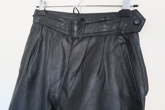 Vintage 1980s 1990s Black Leather High Waisted Ta… - image 3