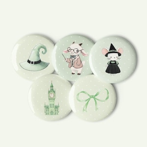 Juego de botones inspirados en Elphaba (paquete de 5), pines de la película Wicked en tonos pastel, accesorios de estética witchcore, juego de pines, adorables adornos para bolsos, artículos de Elphaba