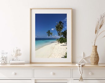 Digital Beach Print, Ocean Wall Art, Palm Tree Tropical Paradise Print, Maldives Wall Art Photography | Palm tree - Filaidhoo, Maldives