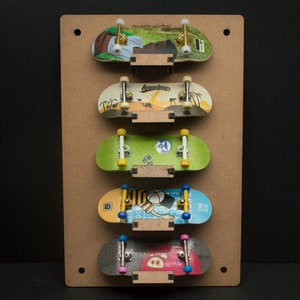 Fingerboard Display - Wall Mounted 5 Slots