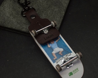 Fingerboard Keychain - Type 2