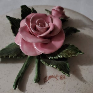 Unique Vintage Rose-Crested Ceramic Jewelry/Trinket Dish/Box image 5