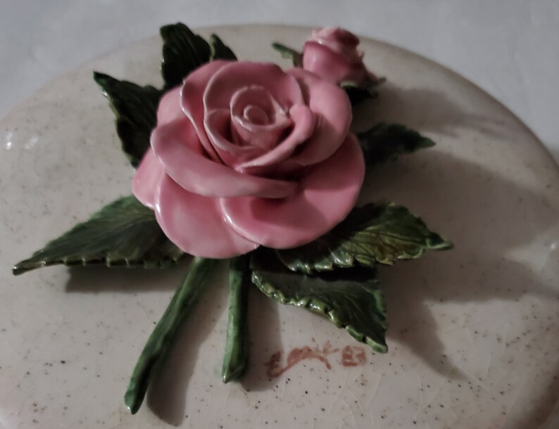 Unique Vintage Rose-Crested Ceramic Jewelry/Trinket Dish/Box image 5