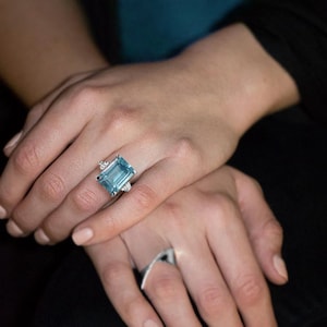 Princess diana's 2024 aquamarine cocktail ring