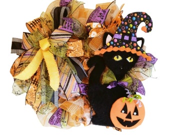 Scary Halloween Witch  Black Cat Wreath for Front Door, Black Cat Halloween Decor, Spooky Fall Door Hanger , Pumpkin Wreath