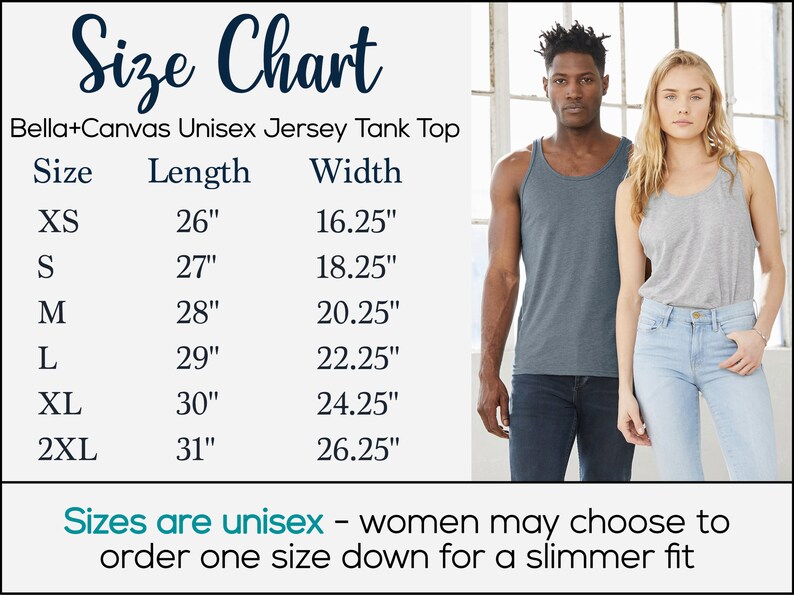 Pu&ograve; includere: Tabella delle taglie per una canotta in jersey unisex Bella+Canvas. La tabella mostra la taglia, la lunghezza in pollici e la larghezza in pollici per le taglie XS, S, M, L, XL e 2XL. Il testo "Sizes are unisex - women may choose to order one size down for a slimmer fit" &egrave; in fondo alla tabella.