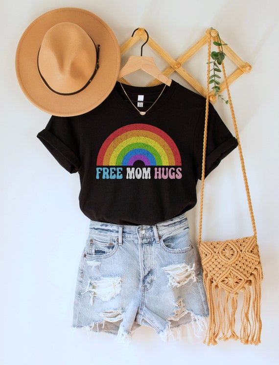Free Mom Hugs T Shirt Rainbow Pride LGBT Shirt Gifts Tee Free Mom Hugs T Shirt Rainbow Pride LGBT Shirt Gifts Tee