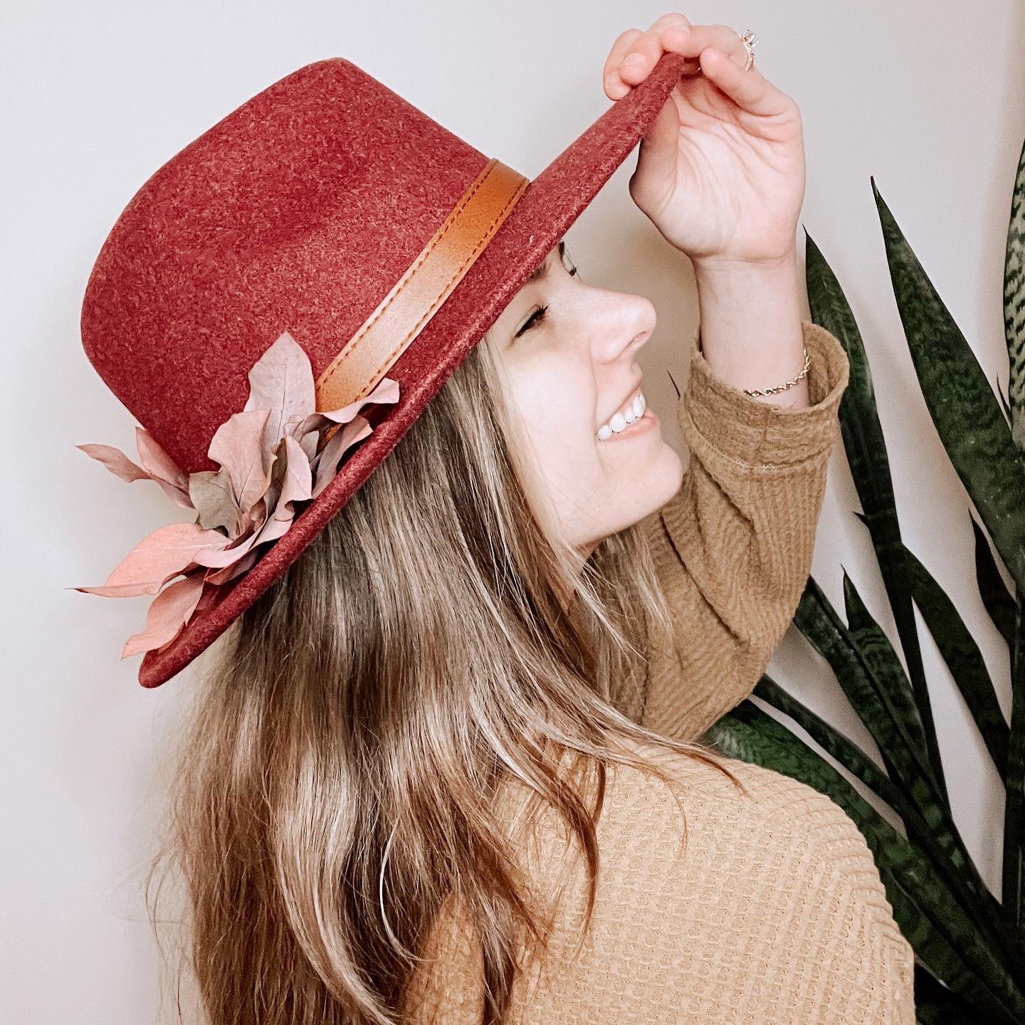 Chic Maroon Wide-Brim Hat with Silver Accents Felt Hat Wide Brim Burgundy - Etsy main image 4