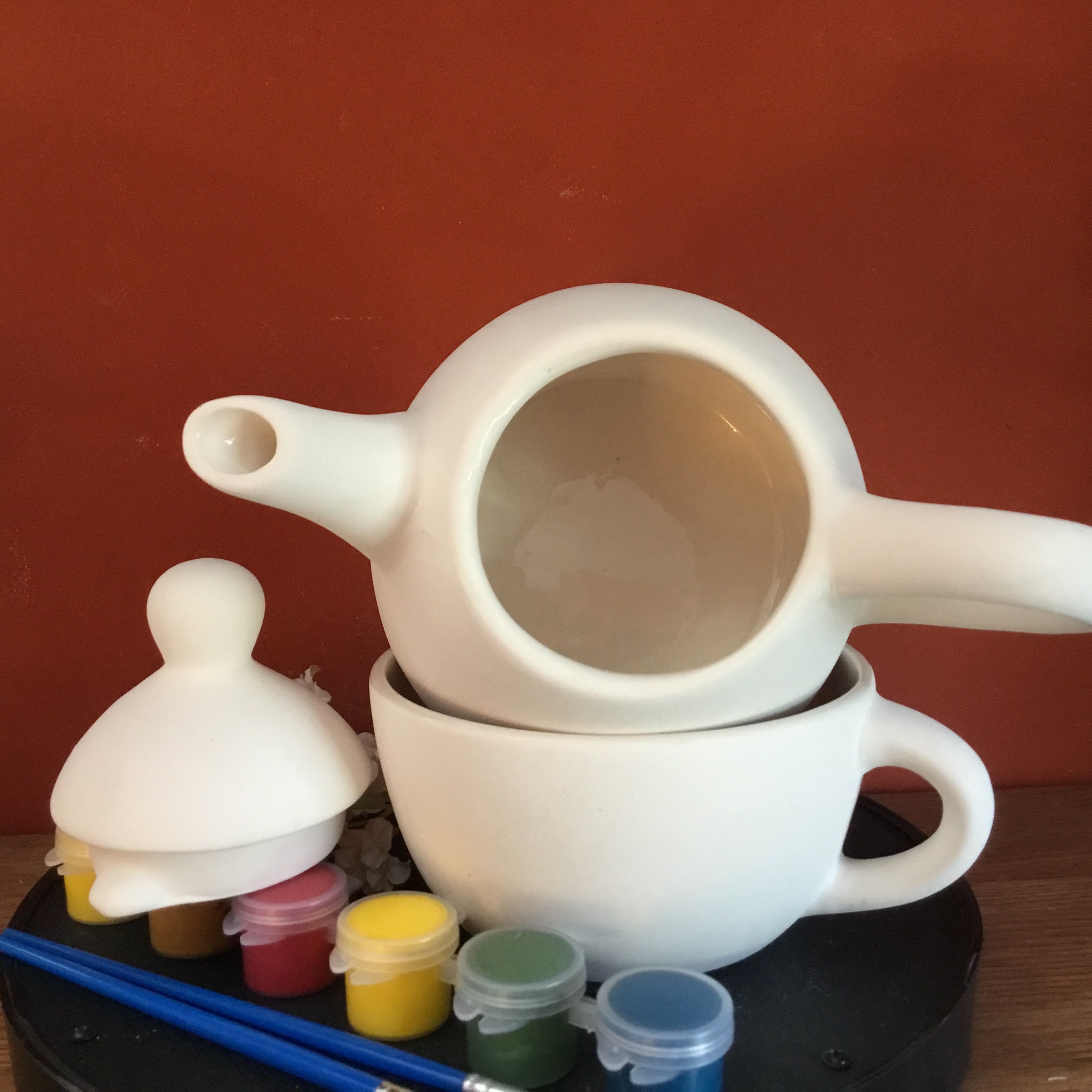 paint a tea set