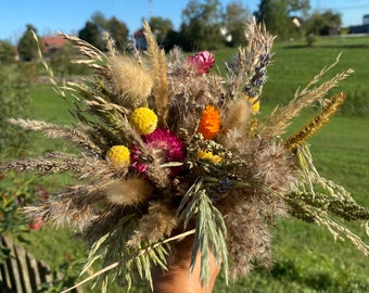 Natürlicher Brautstrauß Craspedia Gelb getrocknet Trommelstöckchen Lavendel Bridal Boquet Standesamt Tischdekoration