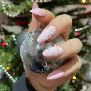 Press on nails | Christmas nails | Snowflakes | False nails | Hand painted