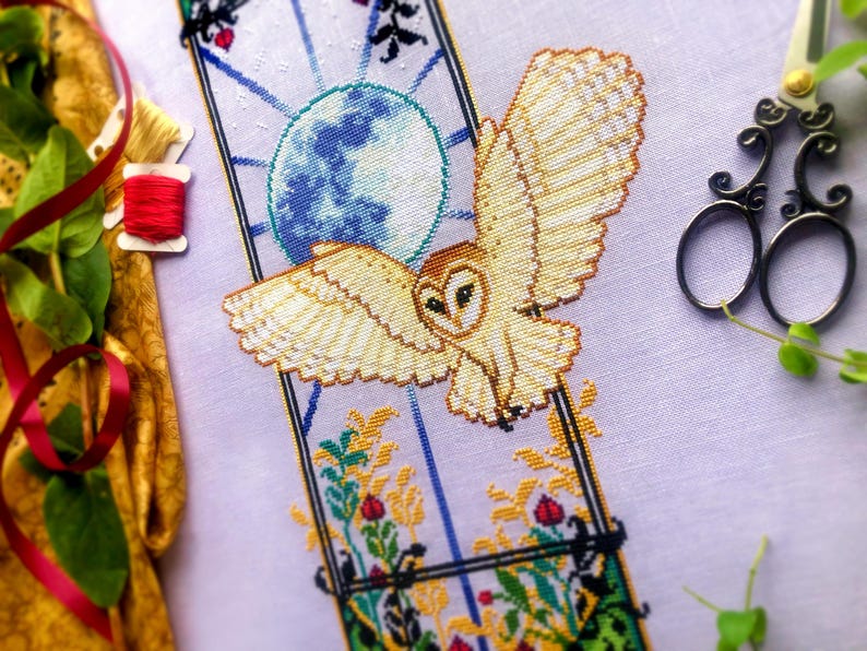 Patrón de punto de cruz de búho Art Nouveau - Lechuza común - Jugendstil elegante - Animal Art Déco - Ventana de luna azul - Patrón de punto de cruz de pájaro (PDF) imagen 2