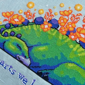Korsstygnsmönster med Stegosaurus - Dinosaurie XStitch - Att leva i hjärtan vi lämnar bakom sig är inte att dö - Korsstygnsmönster med sorgcitat PDF