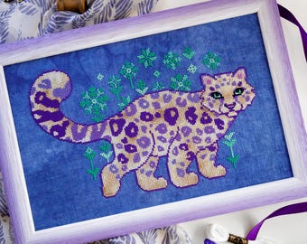 Snow Leopard Cross Stitch Pattern - Cute Big Cat XStitch - Cozy Winter Cross Stitch - Beautiful Adorable Animal Cross Stitch Pattern PDF