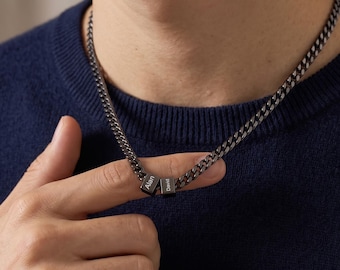 Custom Men Necklace With Family Name, Name Bead Chain Necklace, Dad Necklace from Daughter, Dad Gift, Personalized Gift, Fathers Day Gift