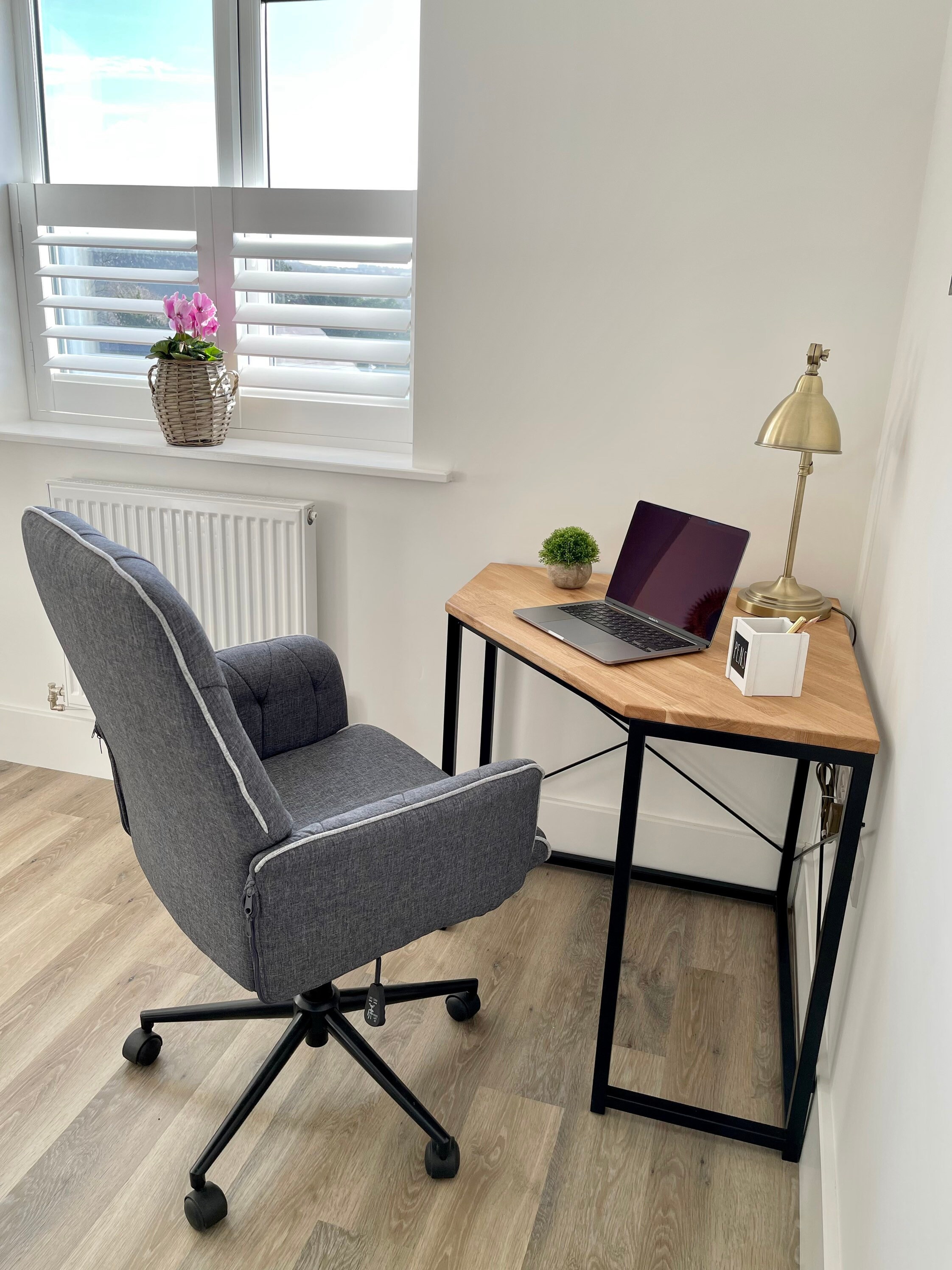 Funky home 2024 office chair