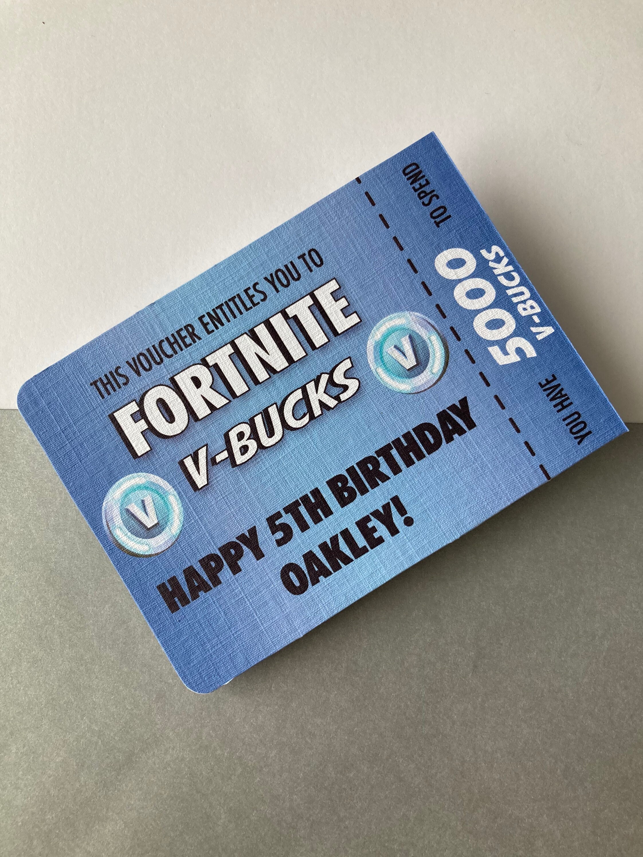 $25 v bucks gift card