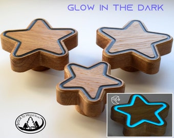 Ensemble de 3 crochets muraux de chambre de bébé, (2L + 1M) Glow In The Dark, étoiles en bois avec effet de lueur, crochets époxy en bois, décoration de chambre pour enfants