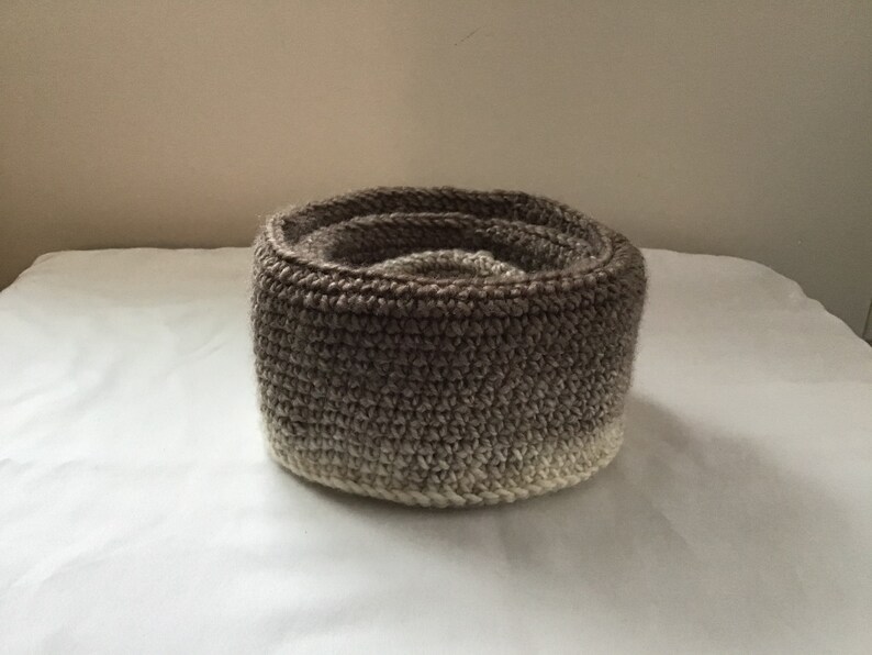Crocheted Nesting Baskets Unique set of 3 - Cream Ombr\u00e9