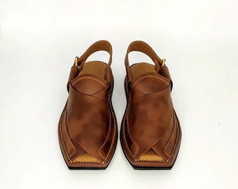 Handgefertigte Leder Peschaari Sandalen: Traditionelle pakistanische Chappals