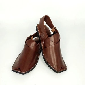 Handmade Leather Men Sandals Peshawari Kaptaan Chappal, traditional chappal