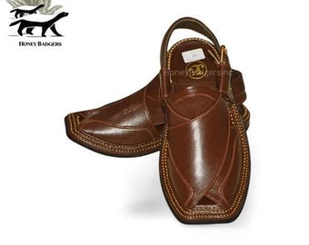 Handgefertigte Leder Peschawori Chappal Sandalen: Traditioneller Stil
