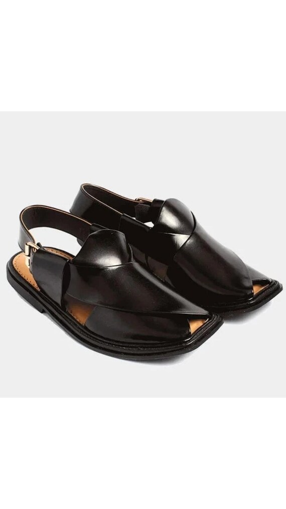 Mens Leather Peshawari Chappal: Traditional Pakistani Sandals