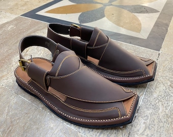 Handgefertigte Braune Rindsleder Peschawori Chappal Sandalen