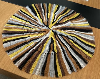 Veelkleurige katoenen macramé placemat