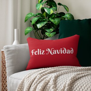 Feliz Navidad, almohada lumbar de poliéster hilado, tamaño: 20" × 14", resistente al moho y al agua, cierre oculto, Feliz Navidad en español