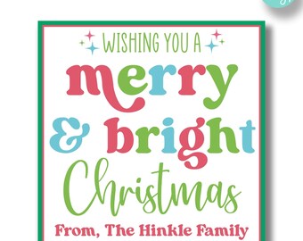 Könnte beinhalten: Eine quadratische Weihnachtskarte mit weißem Hintergrund und grünem Rand. Der Text "Wishing You a Merry & Bright Christmas" ist in Rot, Grün und Blau geschrieben. Der Text "From, The Hinkle Family" steht unten.