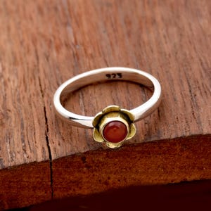 Natural Carnelian Ring, 925 Sterling Silver Ring, Minimalist Ring, Round Ring, Tiny carnelian Ring, Two Tone Ring, Flower Ring, Gift For her