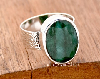 Indian Emerald Ring, Handmade Ring, 925 Sterling silver Ring, Oval Gemstone Ring, Wedding ring Dainty ring Gift for her Handmade jewelry