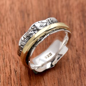 Spinner Ring, 925 Sterling Silver Ring for Women, Nature Inspired Ring, Spinning Band, Anxiety Ring, Flower Textured Ring, Gift For Her