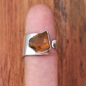 Roher Citrin Ring: Verstellbarer 925er Sterling Silber Edelstein Ring