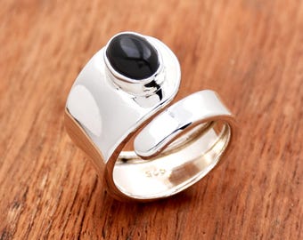 Anillo de ónix negro de plata esterlina hecho a mano - Joyería ajustable con piedras preciosas