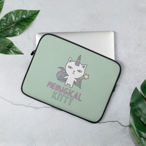 Rainbow Meowgical Kittycorn - Green Laptop Sleeve