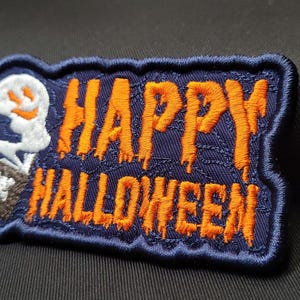 Parche termoadhesivo de Feliz Halloween: Bordado espeluznante